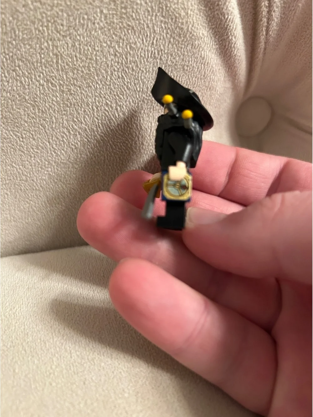 Blackbeard LEGO Minifigure